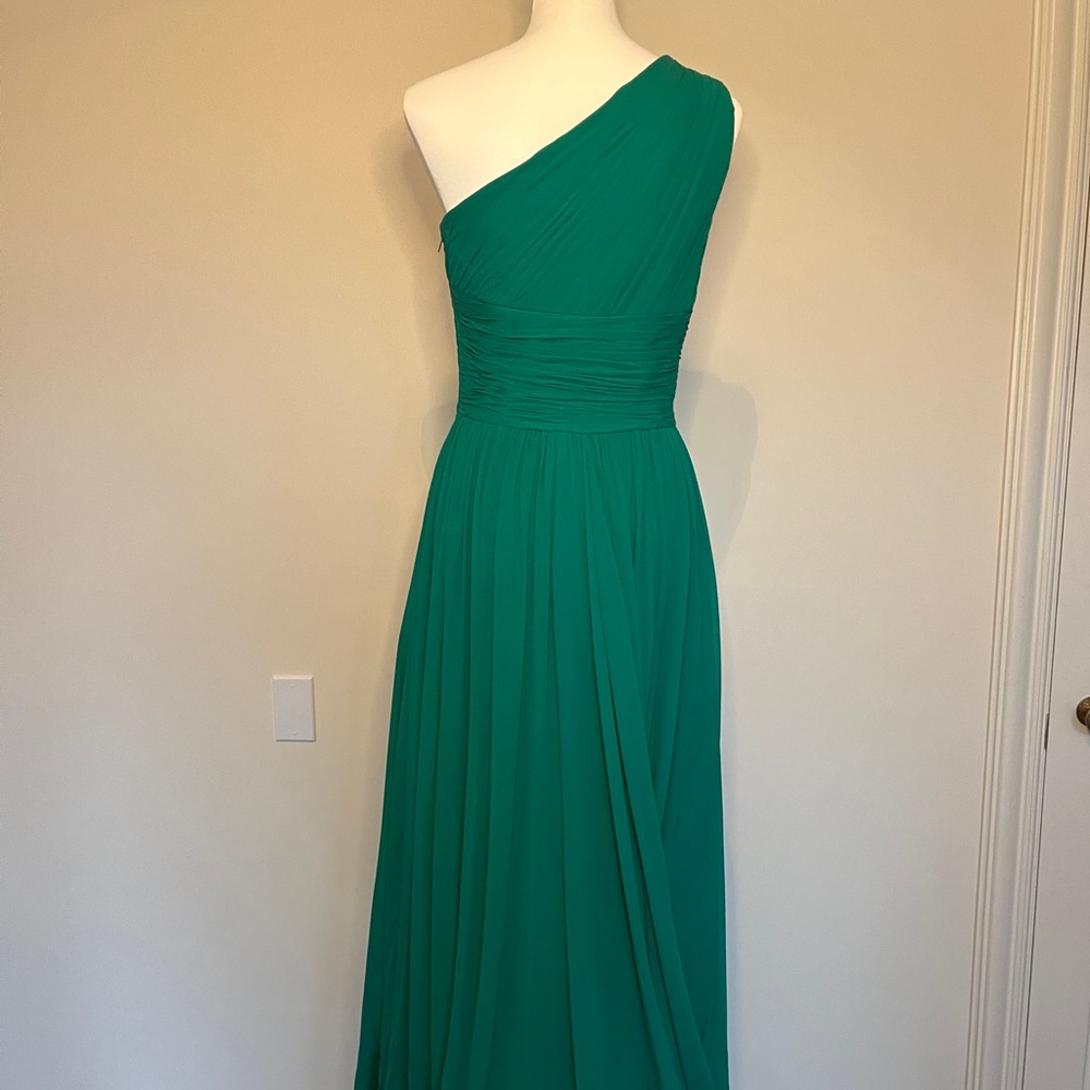 Michael Kors green gown one shoulder formal dress size 6 like new